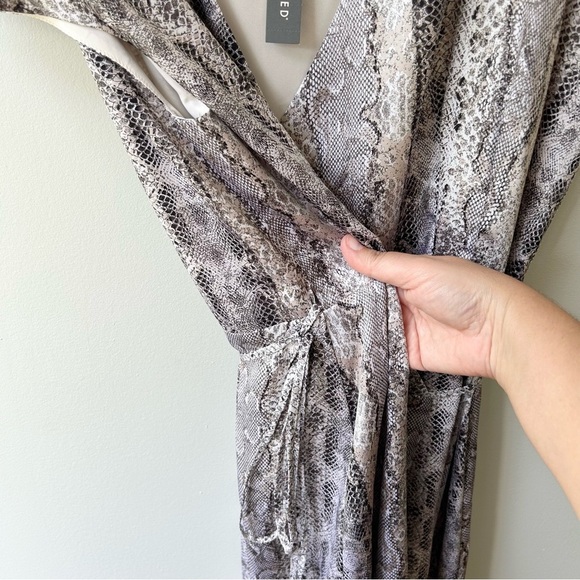 The Limited snakeskin print wrap dress - Picture 8 of 12